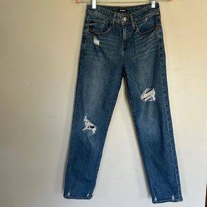 Express Mid Rise Ripped Boyfriend Jean - 00R